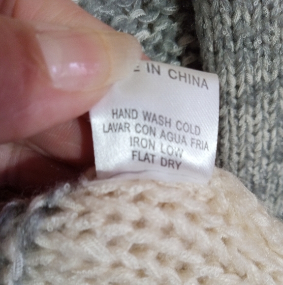 Skies are Blue drop shoulder open cardigan with patch pockets women's size M - Picture 7 of 9